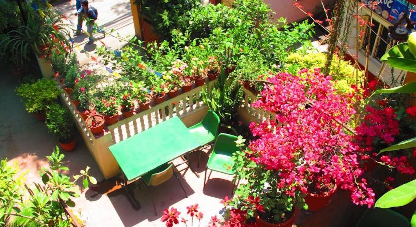 Souvenir Guest House Kathmandu Esterno foto