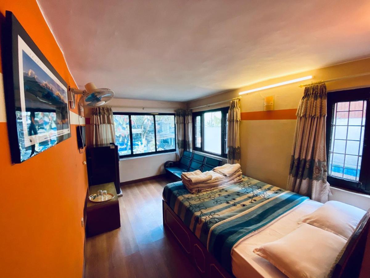 Souvenir Guest House Kathmandu Esterno foto