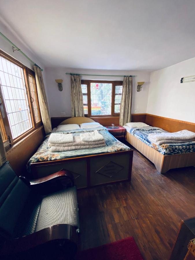 Souvenir Guest House Kathmandu Esterno foto